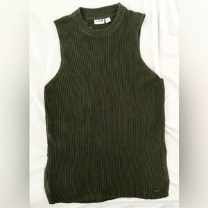 Noisy May Olive Knit Sleeveless Sweater Size Medium